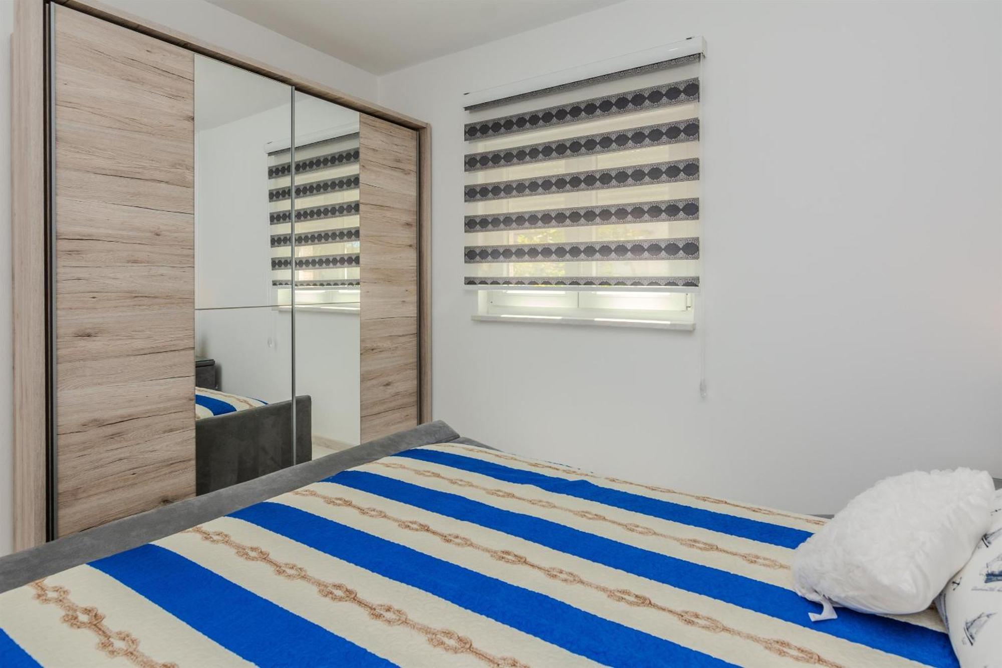 Apartments Lucica Вир Экстерьер фото