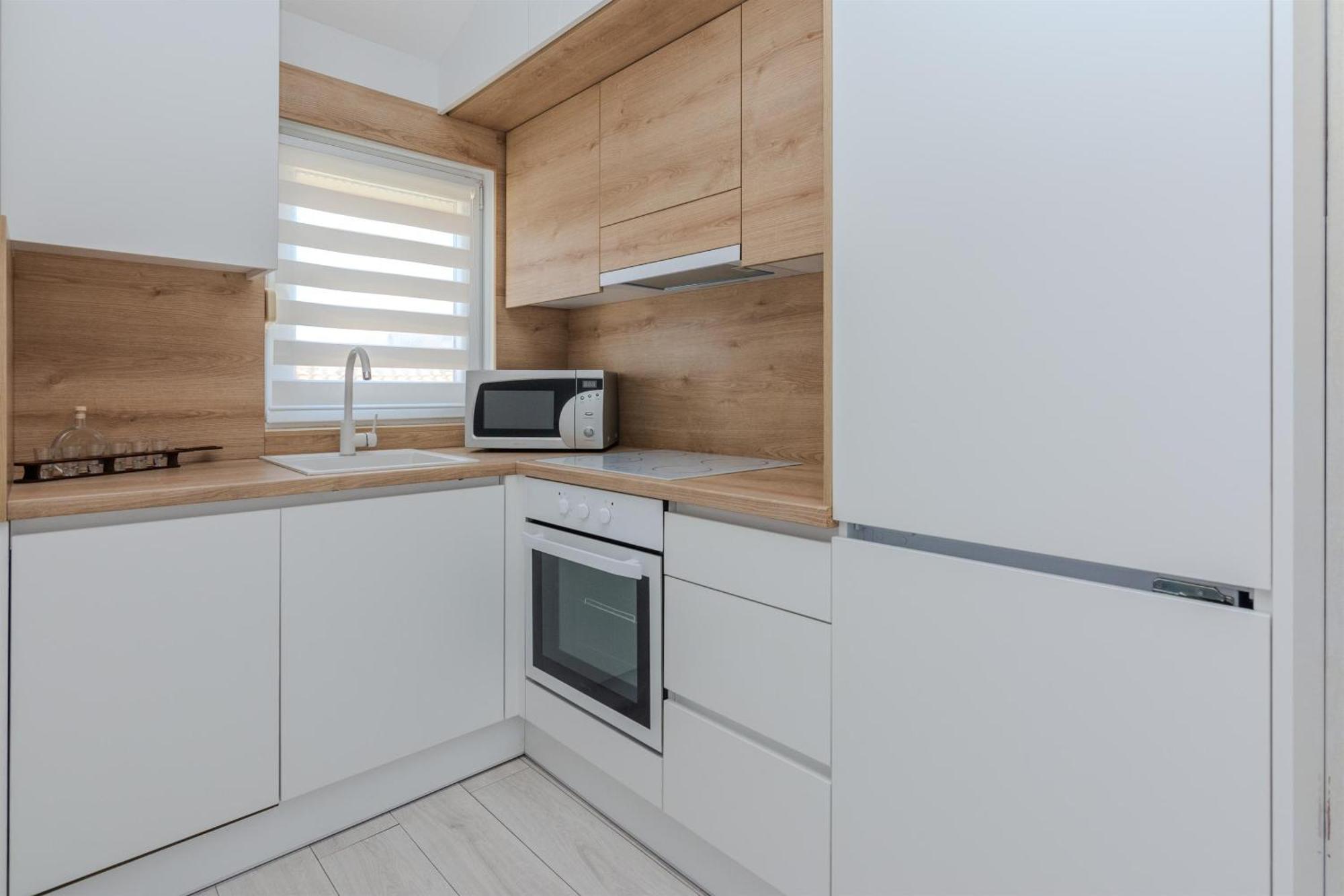 Apartments Lucica Вир Экстерьер фото