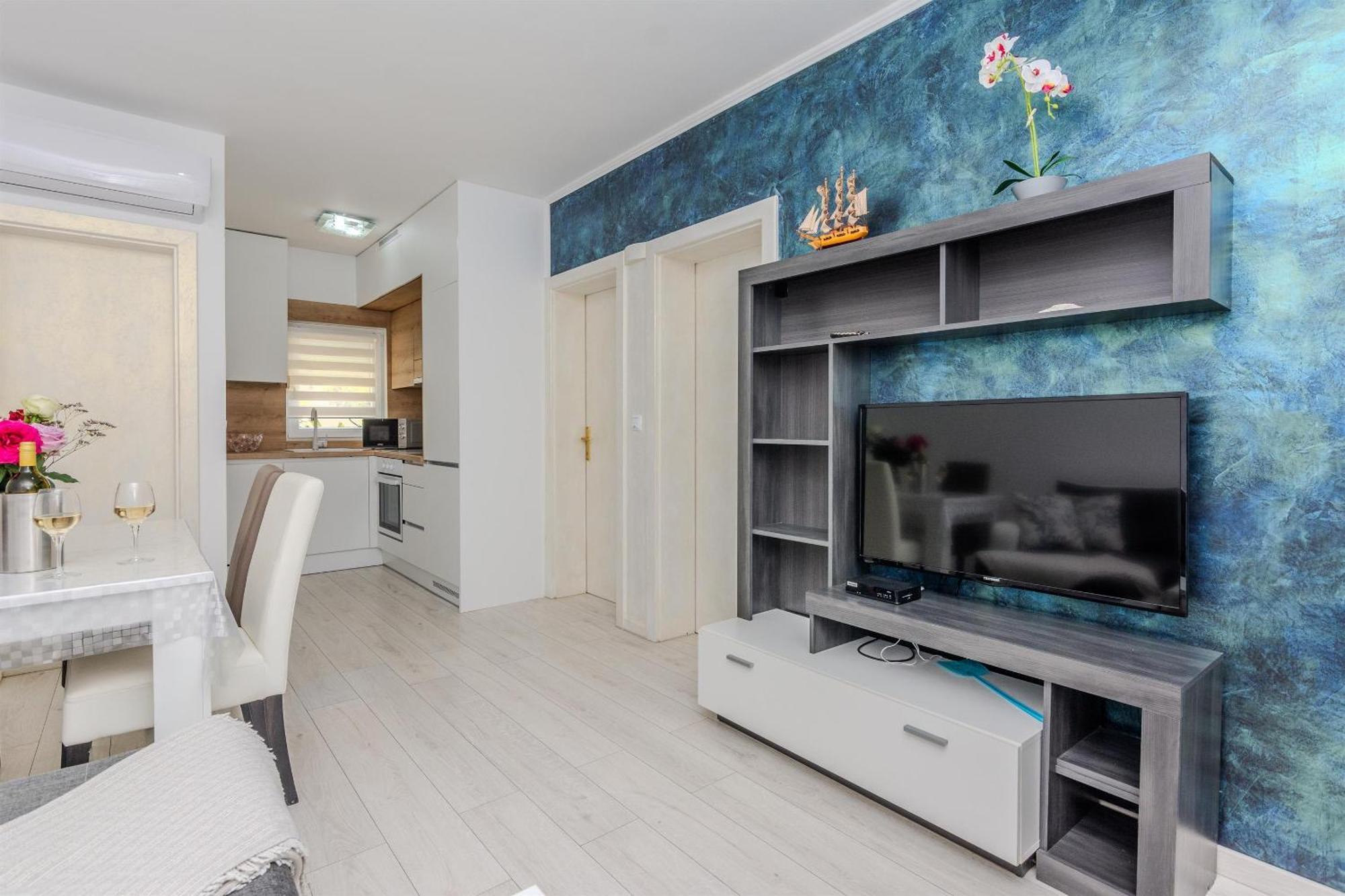 Apartments Lucica Вир Экстерьер фото